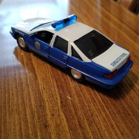 Georgia State Patrol Road Champs die cast police car 1:43 scale - Picture 2 of 10